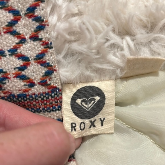 Roxy Pink and White Teddy Jacket Cozy Faux Fur - Picture 3 of 11